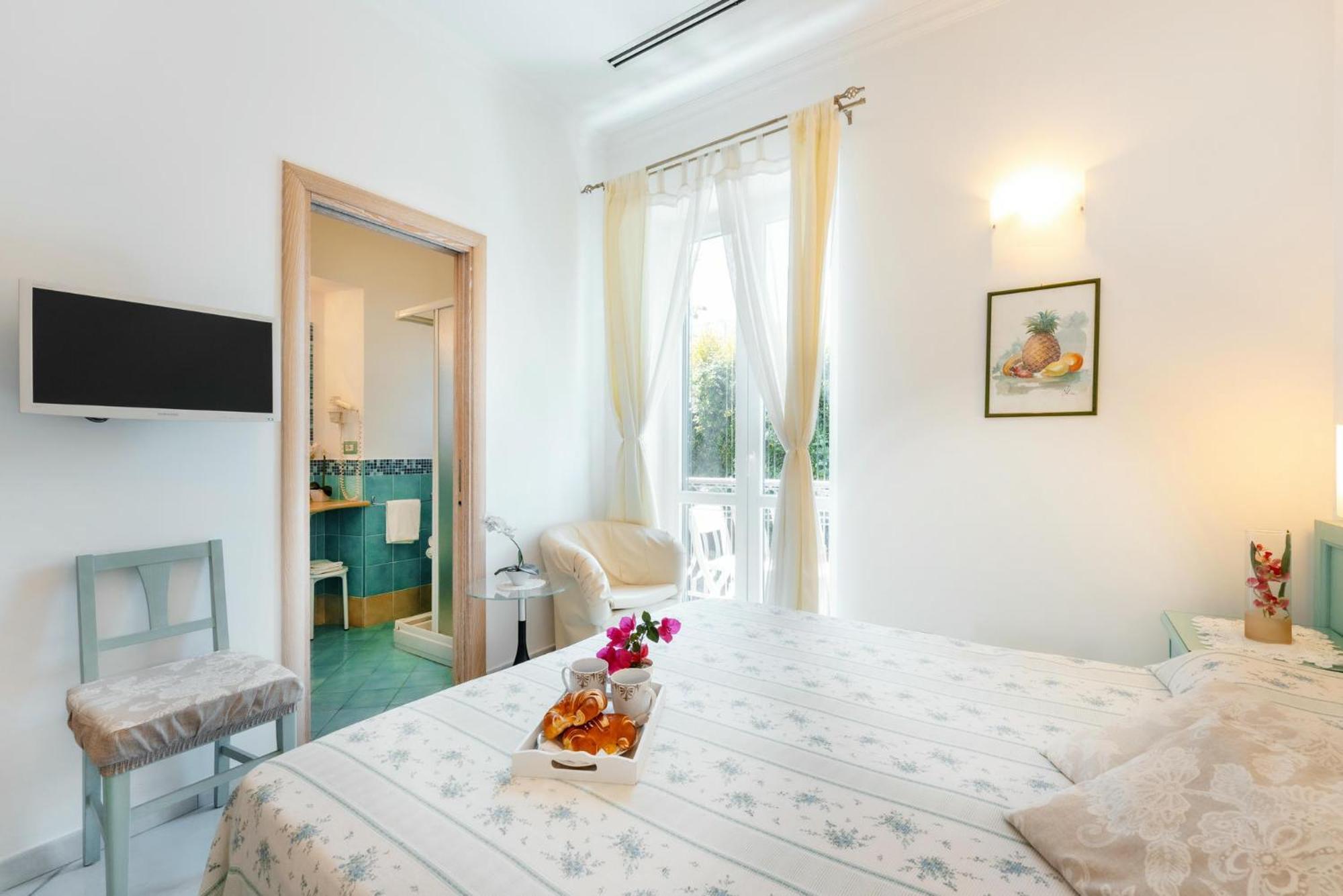 La Vispa Teresa Ischia Exteriör bild