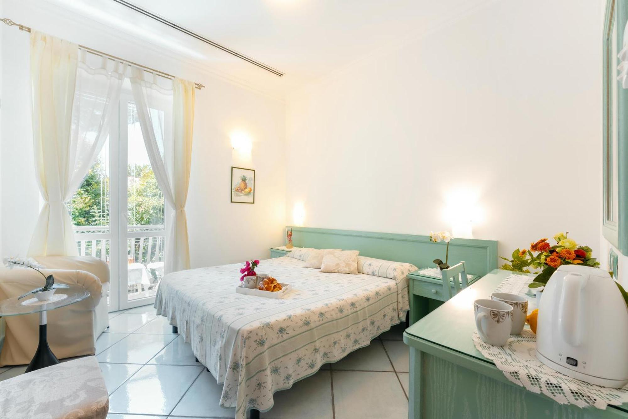 La Vispa Teresa Ischia Exteriör bild